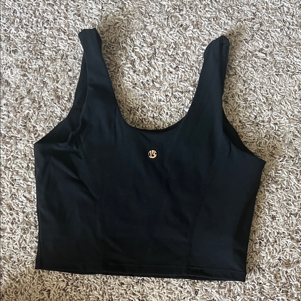 Black Sleeveless Crop Top - Picture 2 of 2